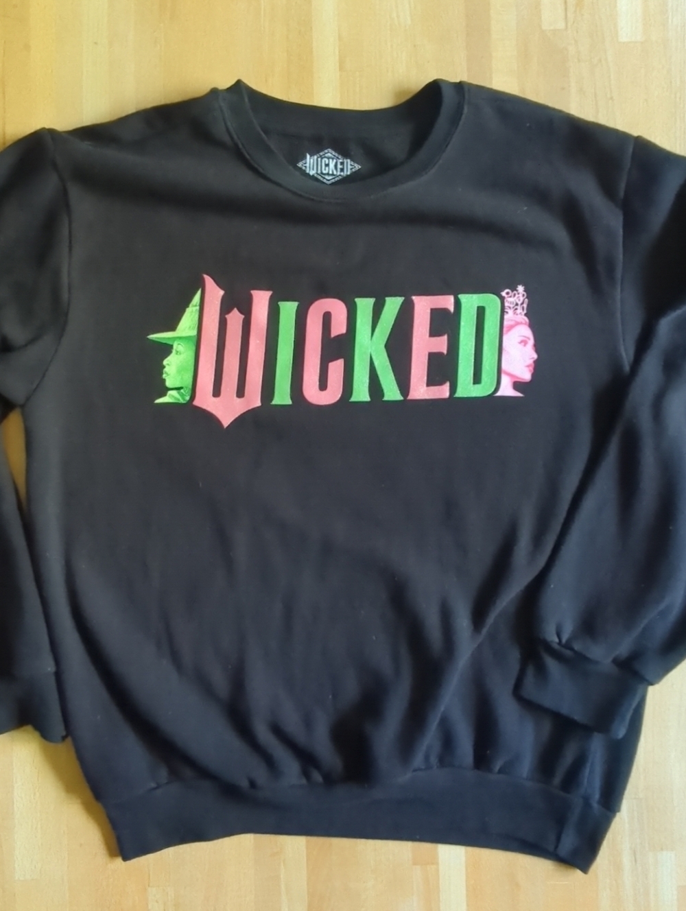 Wicked Girl's Graphic Sweatshirt Med (8-10)
